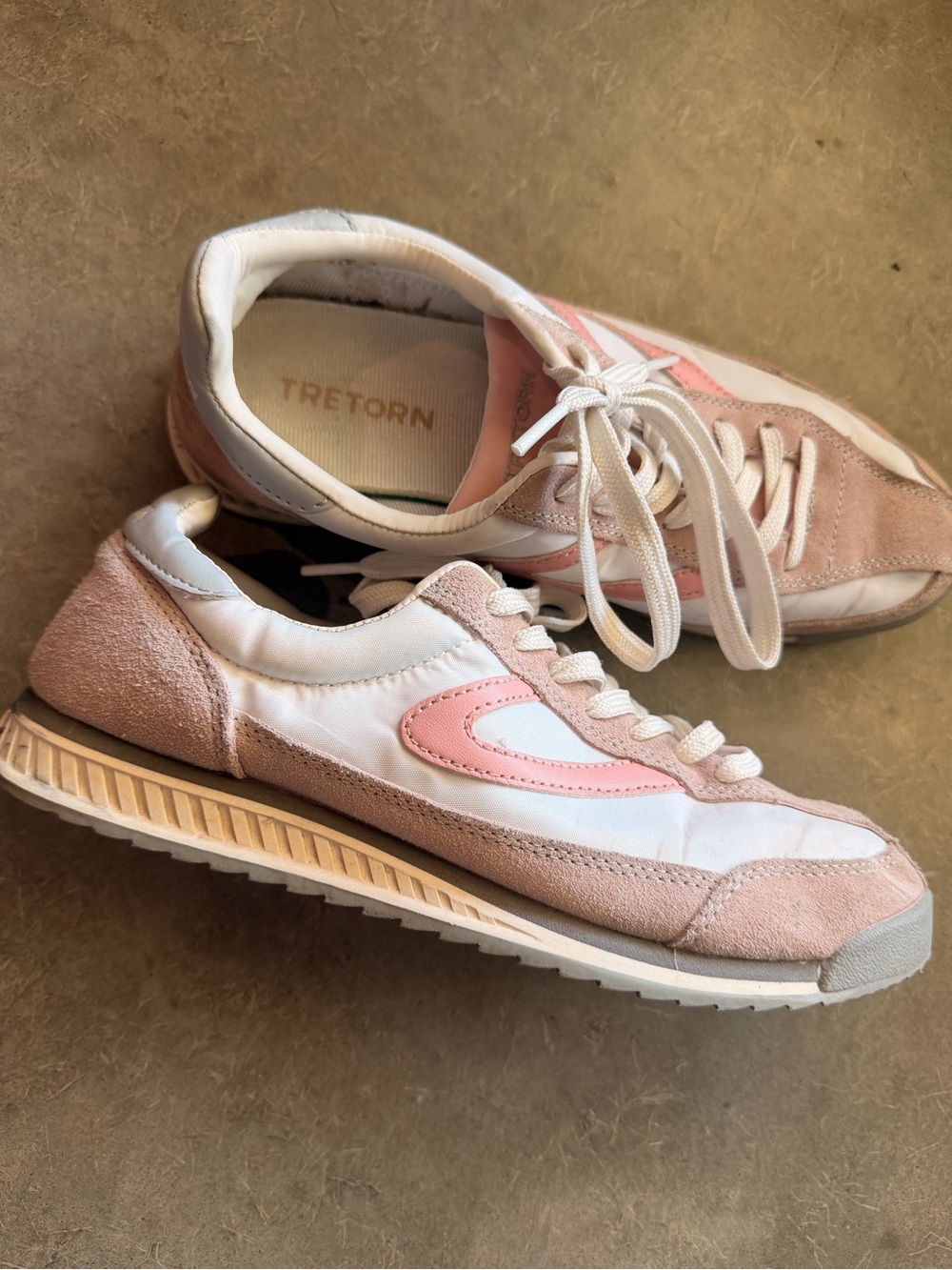 Tretorn Women's Pink & White Suede Retro Runner Sneakers Euro Laidback Street 8